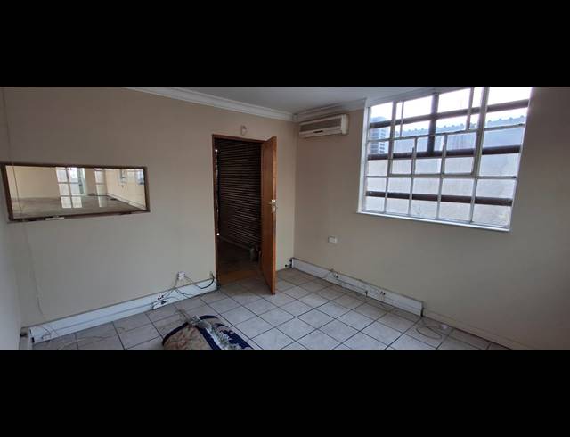 840M² BUILDING FOR SALE IN BENONI SOUTH